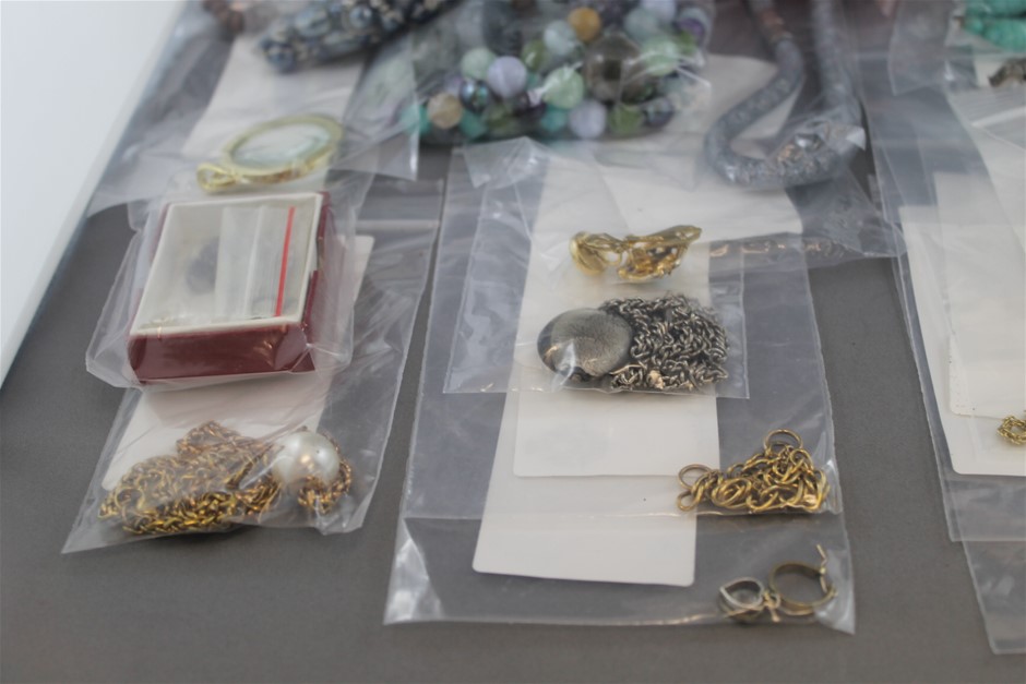 STHOR 19pc HSS Titanium Twist Drill Set. Sizes: 1, 1.5, 2, 2.5, 3, 3.5, 4,