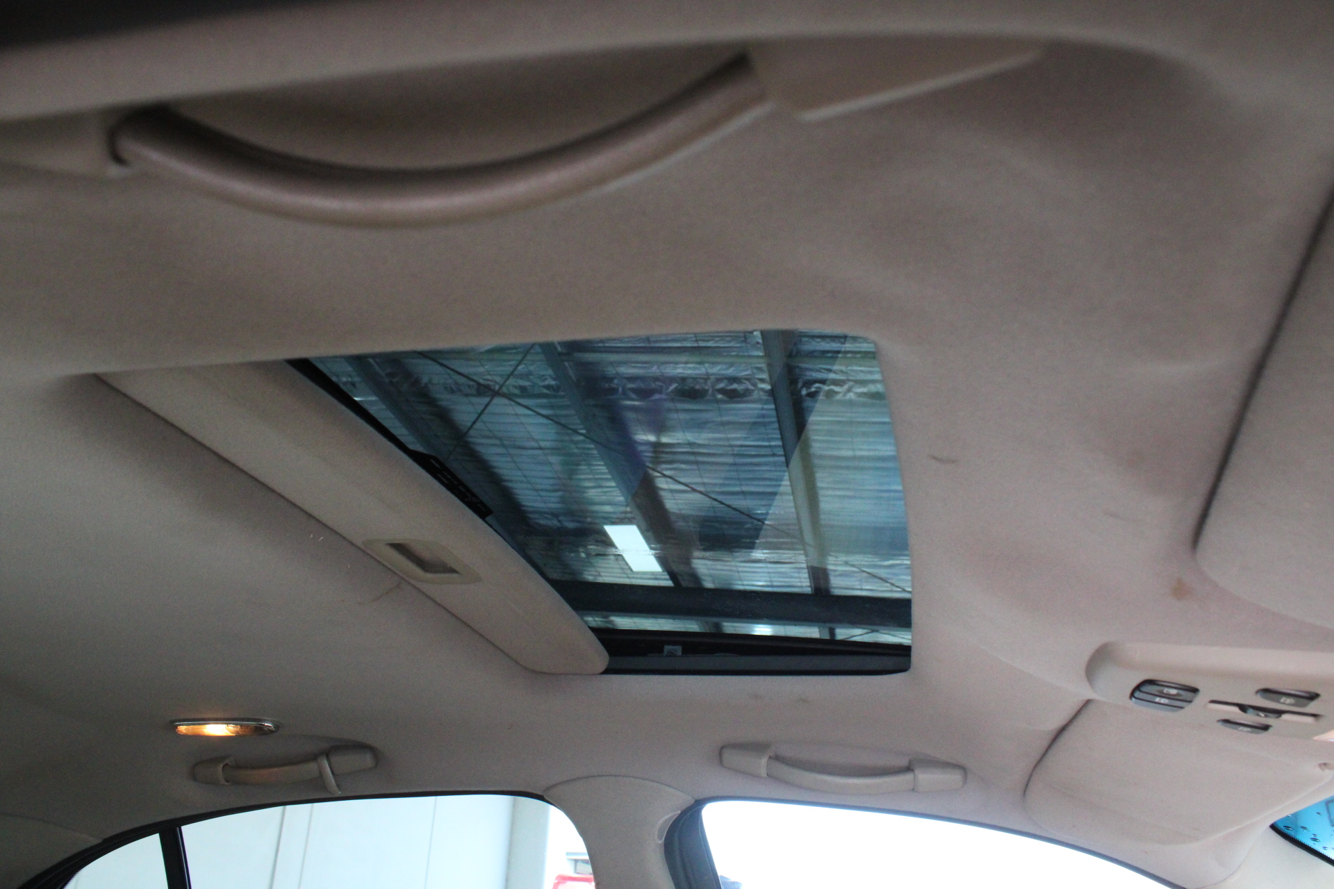 SPIRE Go Anywhere Portable Multi-Use Shower With 10 Spray Modes. N.B: Condi