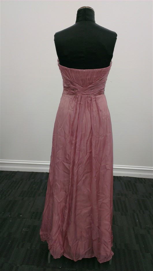 The Hero Preservative Free Pinot Noir (6x 750mL)