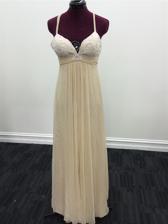 7-8mm White Pearl & White Baroque Pearl Glam Pendant.