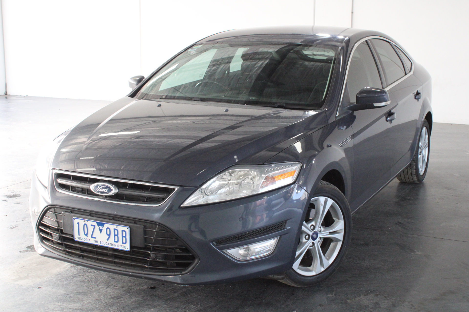 7-8mm Grade AB Black Mix Shape Pearl with Real Platinum Plated Bracelet