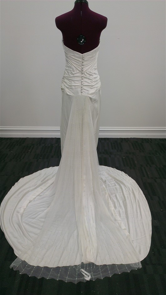 <p>Catepillar PC104B Planer Bucket Attachment</p>