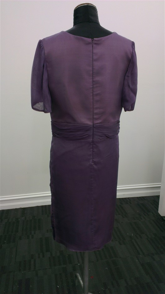 <p>Large Qty of Unused Rust Look Horizontal Wall Planters</p>