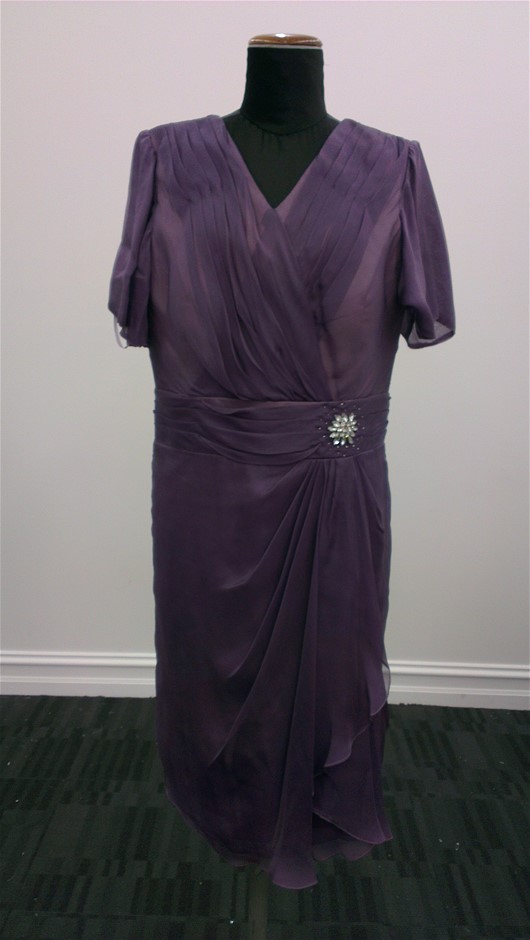 <p>Large Qty of Assorted Unused Door Stops</p>