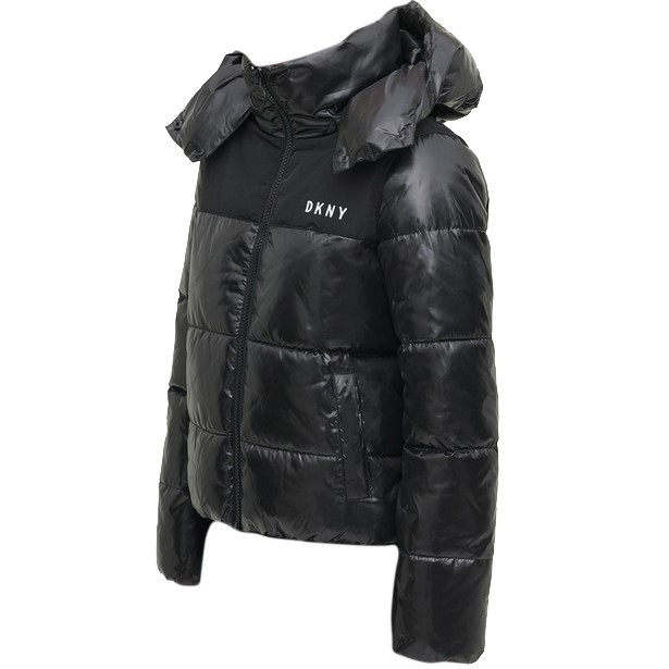 BOSS GT-1B Bass Effects Processor in a Compact Package | Bass-Optimized Amp