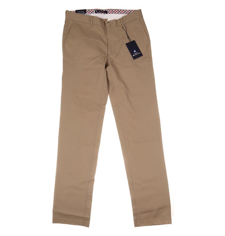 <p>WeCan CPCD25Y Counterbalance All Terrain Forklift</p>