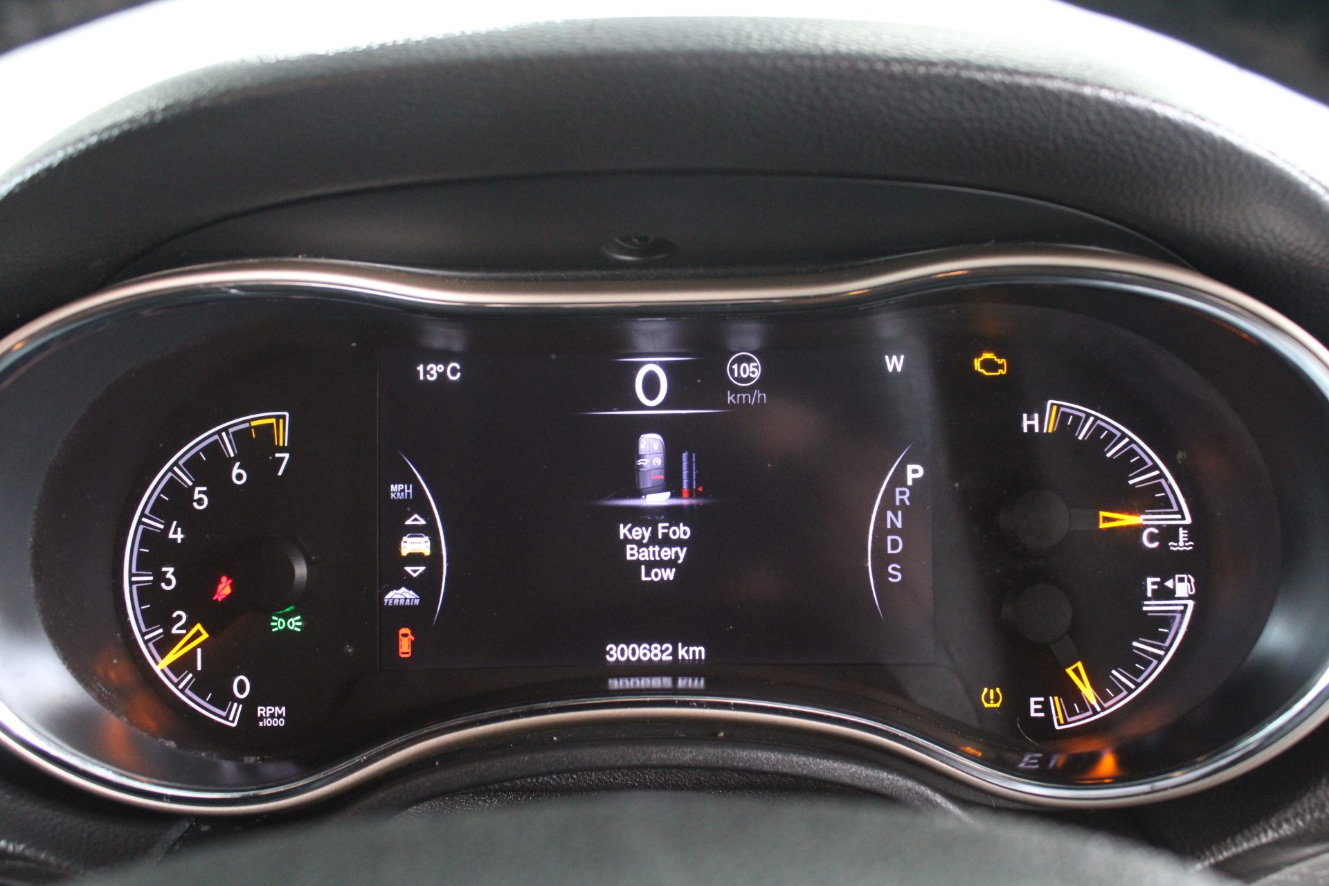 Clover Style Simulated Diamond 925 Sterling Silver Ring - Size 5