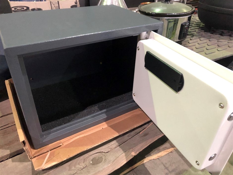 UNC 2023 $2 Vegemite Yellow RARE Coloured two dollar Coin