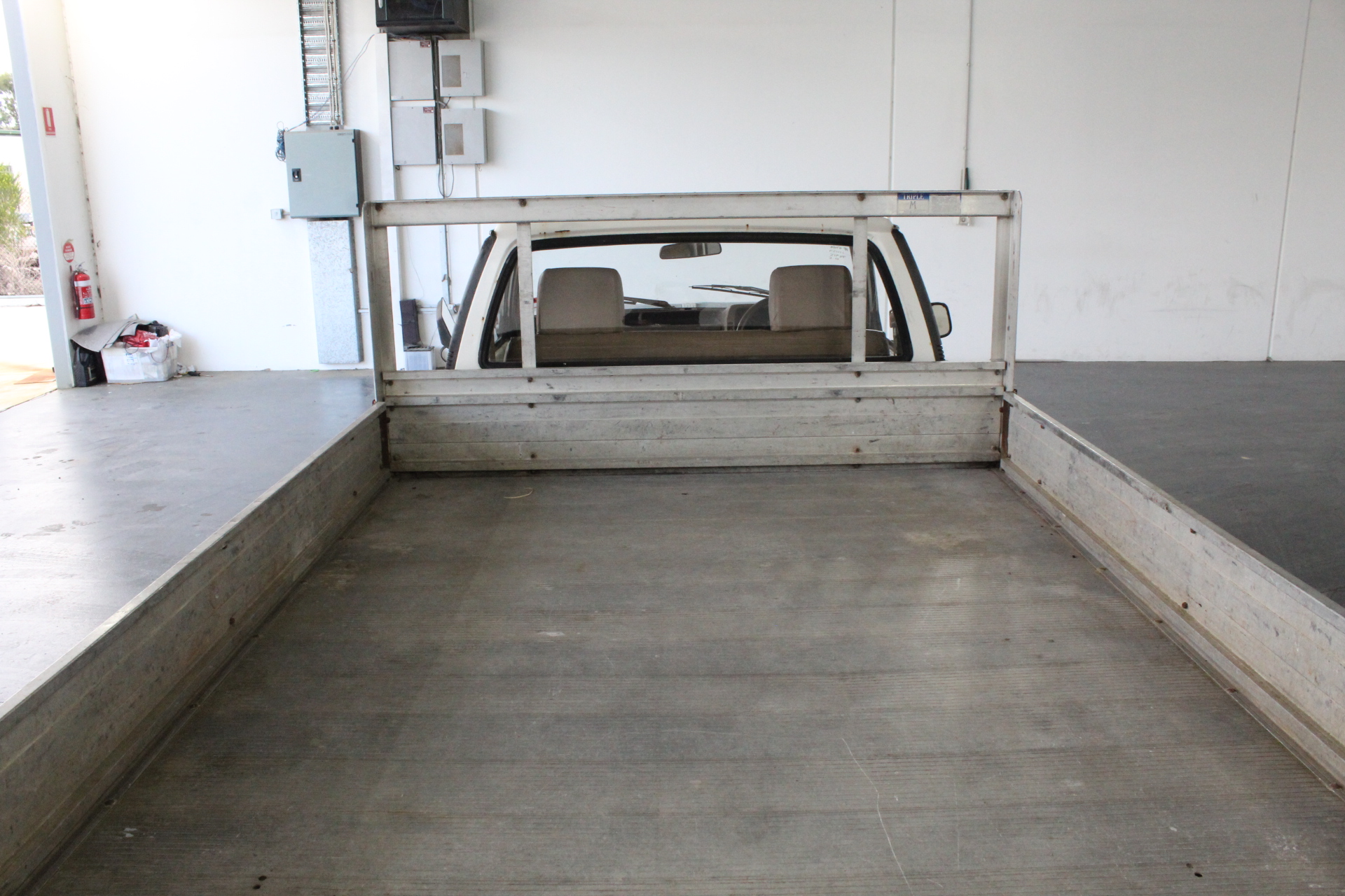 New Waterproof Men'S Watch Barrel Shaped Transparent Quartz Watch Popular