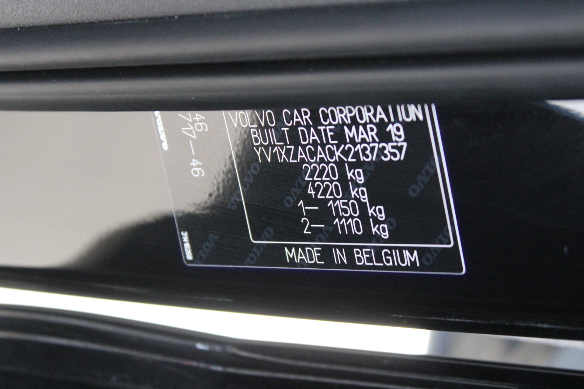 2 Carat round 2 white diamond each CVD Uncertified