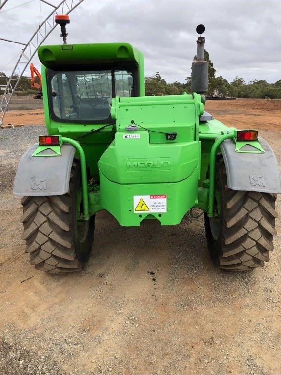 Approx 37 Ct of Loose Boulder Opal Chips (Coober Peby) In glass disp/bottle