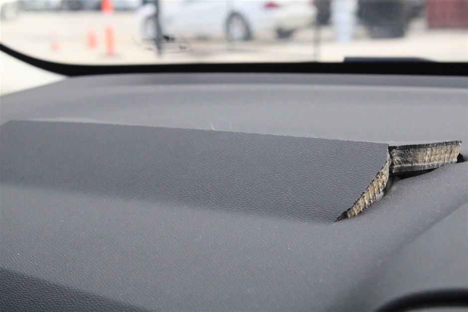 Vial full of Gold Leaf/Flake