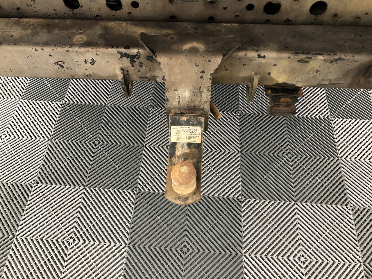 0.16 Carat White 4 round diamonds