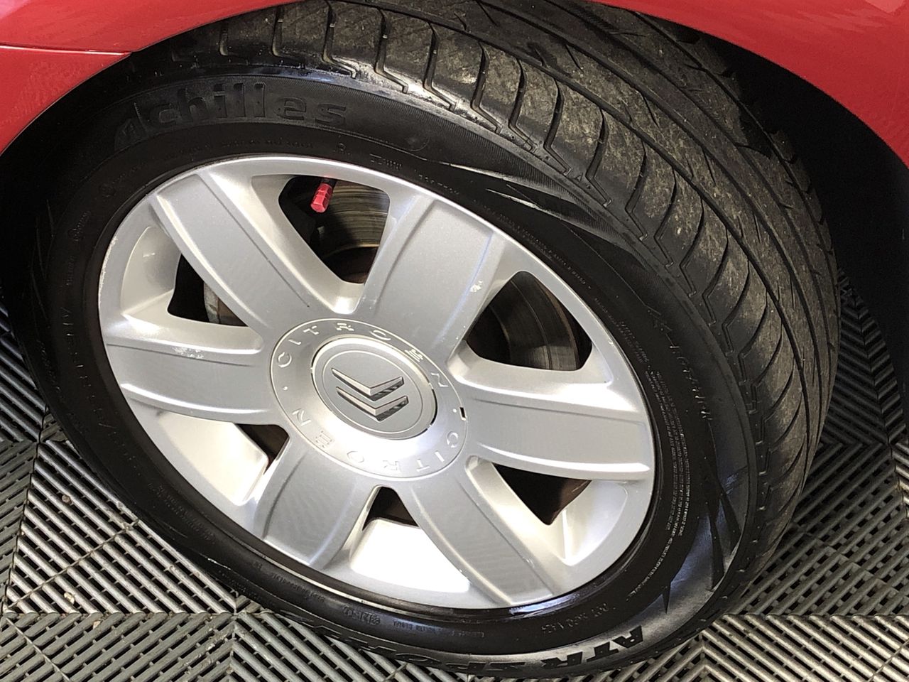 END OF LEASE AUCTION: 7" portable carplay