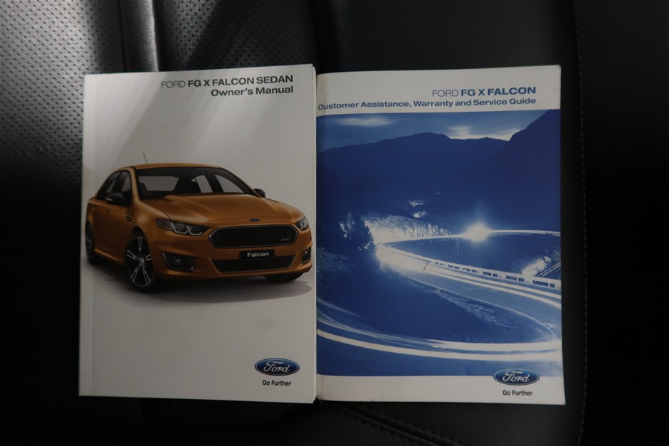 The Hero Preservative Free Pinot Noir (6x 750mL)