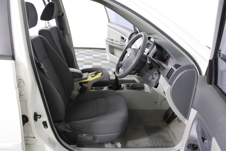 6-7mm Black Pearl & Rhinestone Real Platinum Plated Bracelet