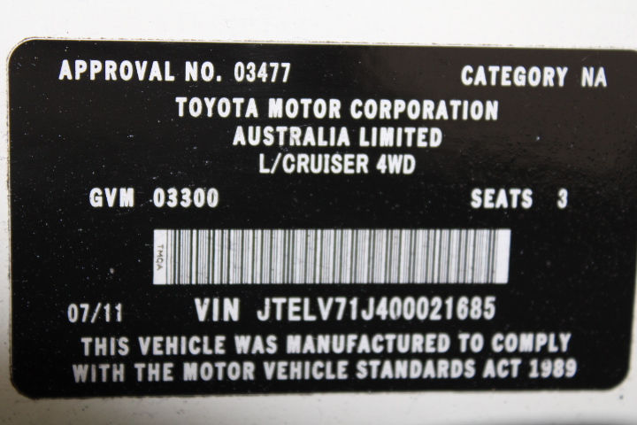 8-9mm White Pearl with Rhinestones & CZ Rhodium Plated Bracelet