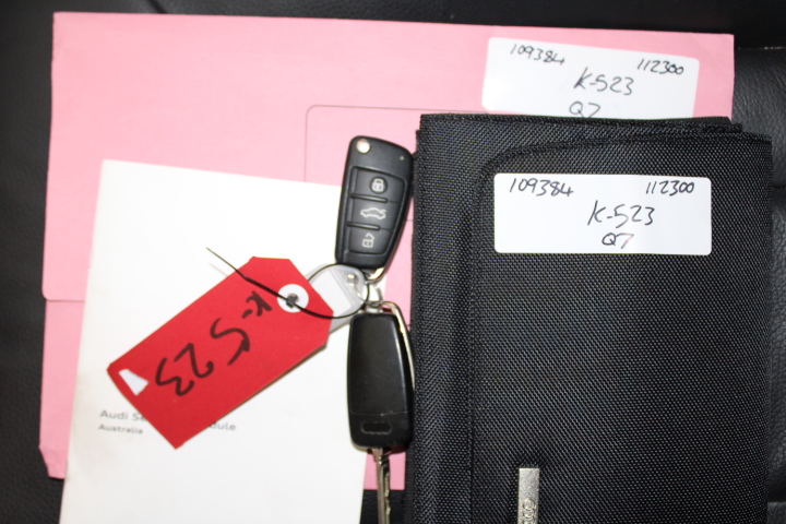 9K YELLOW GOLD 2.00ct F VS LAB DIAMOND PEAR 3 CLAW RING