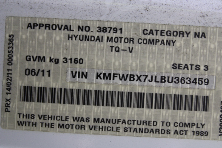 DELL Latitude 5400 Laptop i5-8365U 8GBRAM 256GB Black