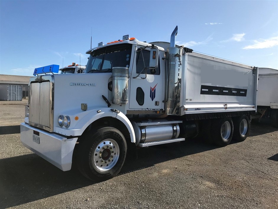 Melbourne Cru Shiraz 2021 (6x 750mL) Heathcote