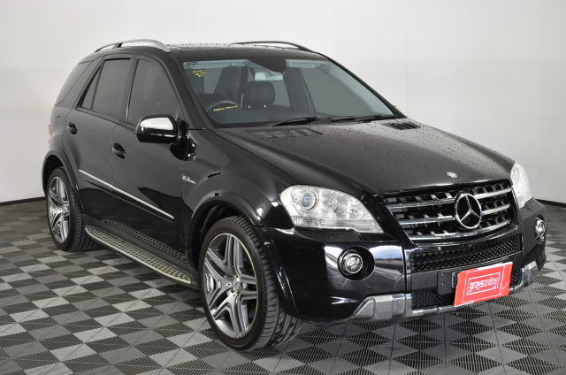 Sony/JVC/Panasonic/Canon Mixed Brand and Model Camcorders (Lot of 12)