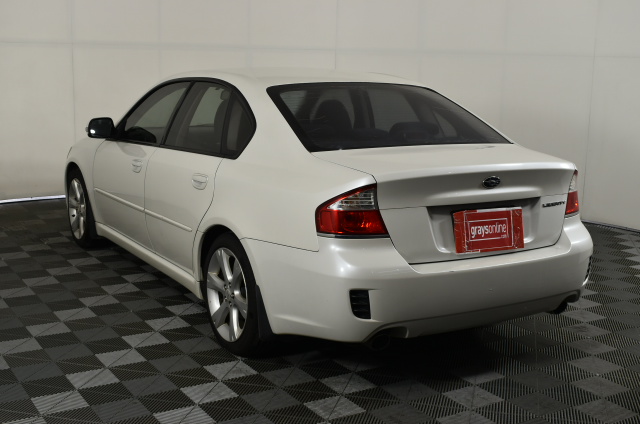 By The Vineyard Mixed Pack Pinot Grigio & Chardonnay (12x 750mL). SEA.