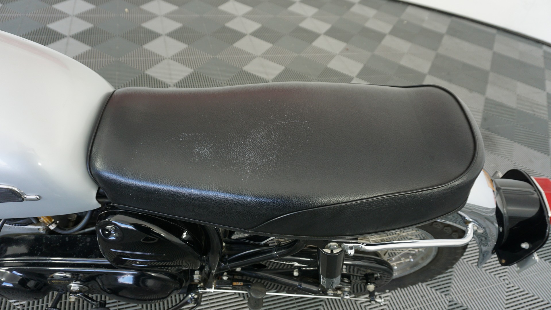 Magic Box Shiraz 2019 (6x 750mL) SEA