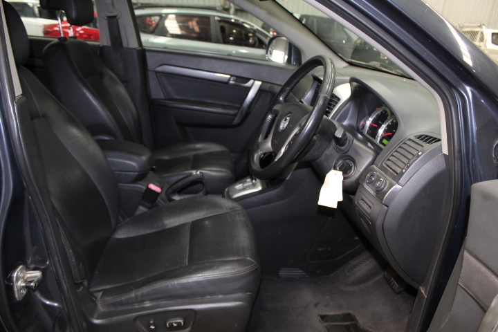 Unused 4M Electric Sliding Gates Vertical Style