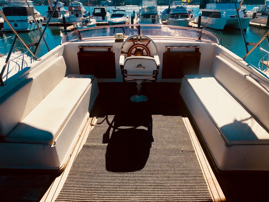 New in Packaging Braided Water Hoses, 50cm Long - Qty 24