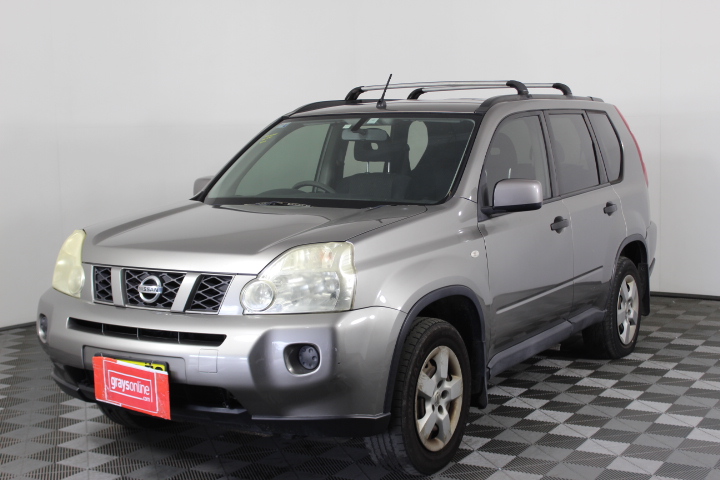 New in Box Ravenna Shower Head with Arm, DRB, Chrome Finish - Qty 1