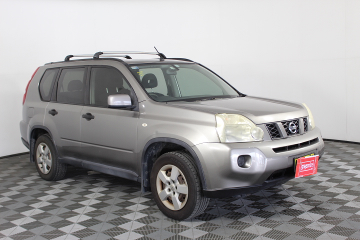 New in Box Wall Spout and Mixer, Pin Leaver, DRB, Chrome Finish - Qty 1