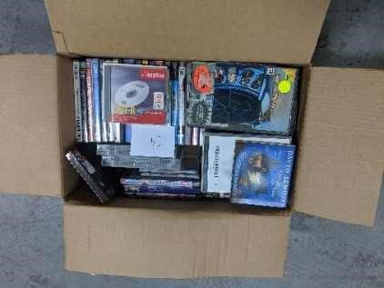 2023 $2 Matilda Light Green Coloured two dollar FIFA Soccer Coin Queen New