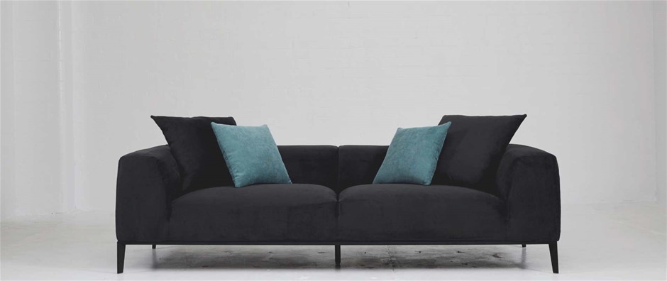 Approx 37 Ct of Loose Boulder Opal Chips (Coober Peby) In glass disp/bottle