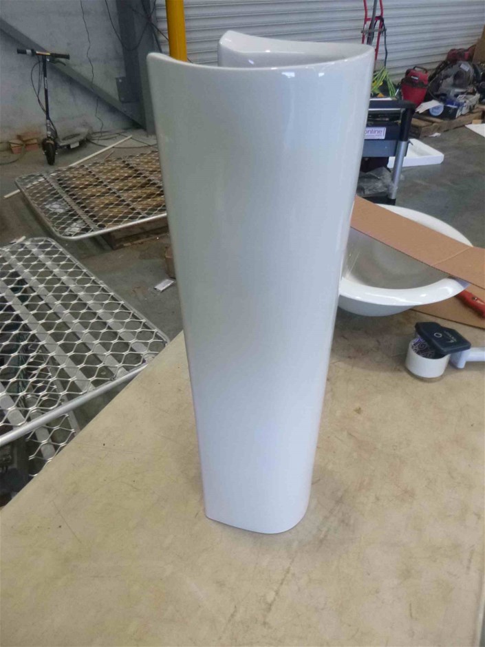 1.30 Carats Certified Natural Sapphire