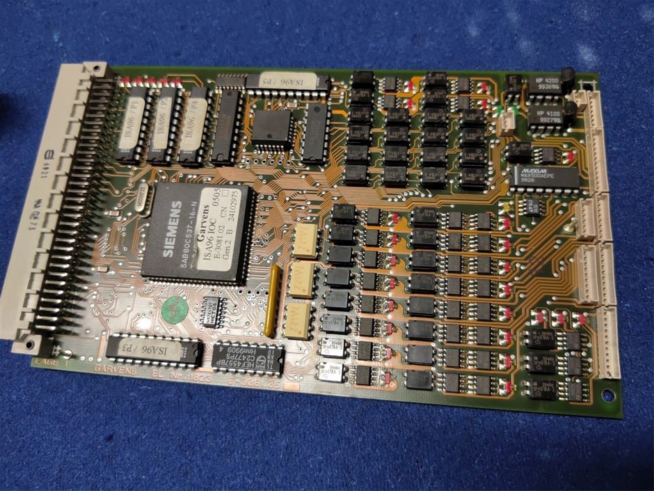 1.24 Carats Natural Green Sapphire