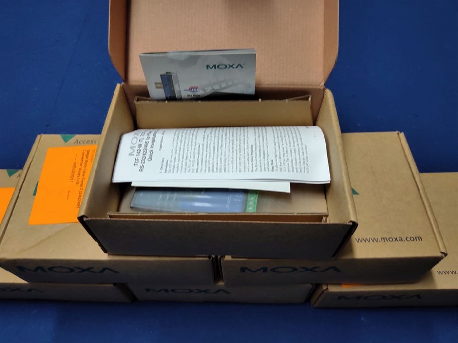 1966 AUSTRALIA FIRST & LAST QUEEN ELIZABETH SILVER round 50 cents