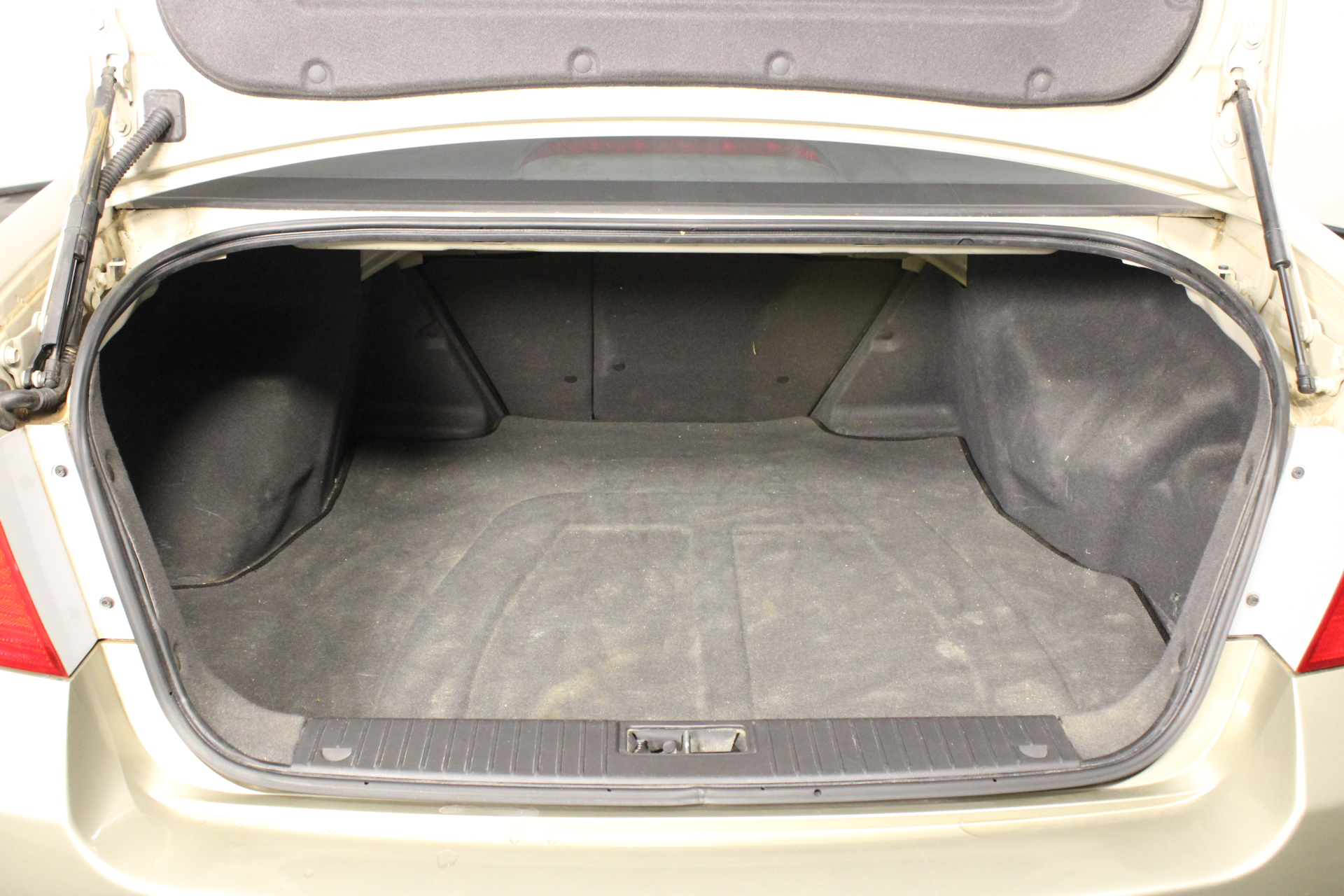 1966 Australia First & Last Queen Elizabeth Silver round 50 cents