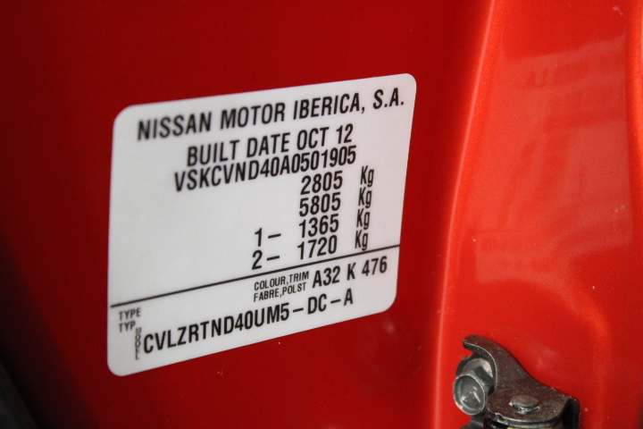 LOGITECH, G920 Driving Force Racing Wheel for Xbox One.  Buyers Note - Disc