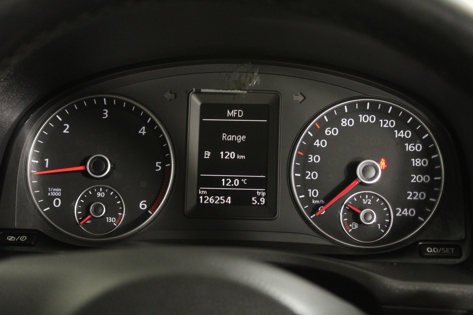 NEWCASTLE KNIGHTS 2026 SQUAD SIGNED JERSEY