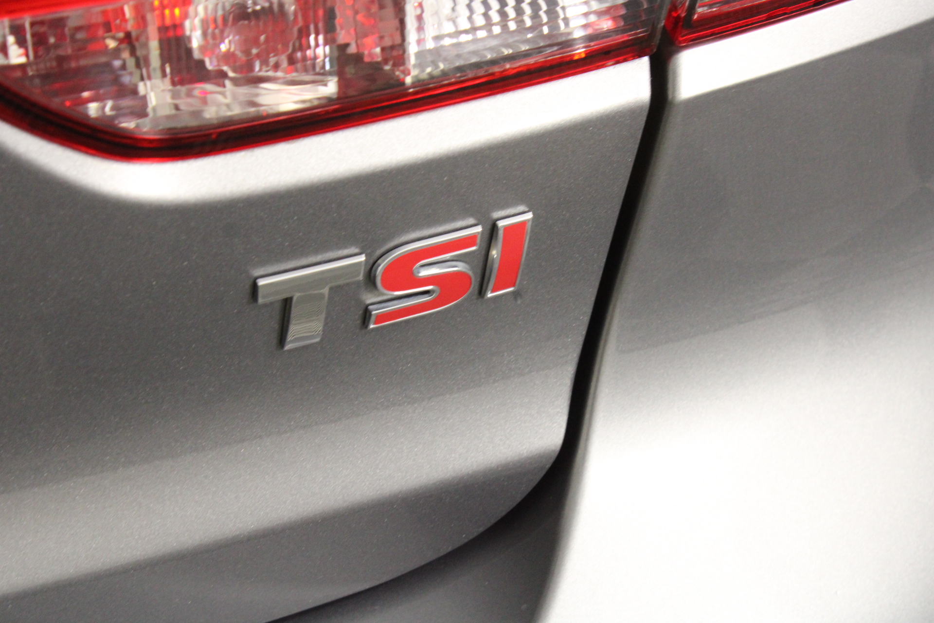 Yellowglen Yellow Sparkling NV (4 Cluster Pack) (24x 200mL).