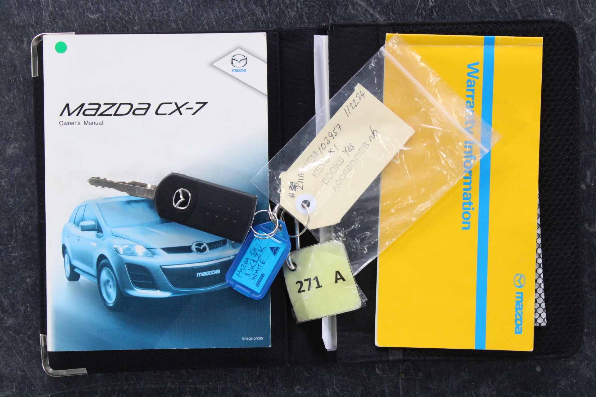 2.35 Carats Cornflower Tanzanite