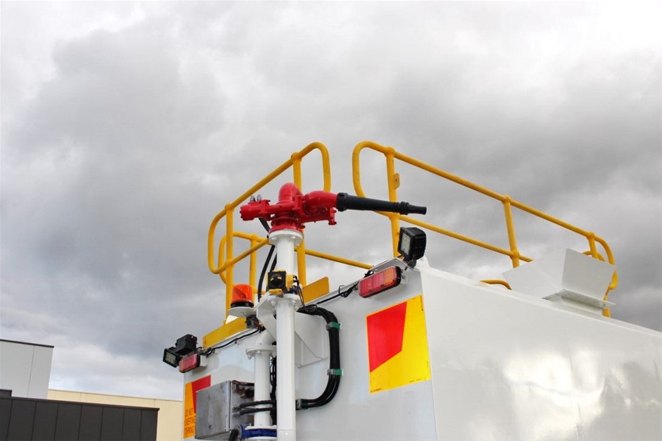 Pierre Delize Blanc De Blancs Brut NV (6x 750mL), France.