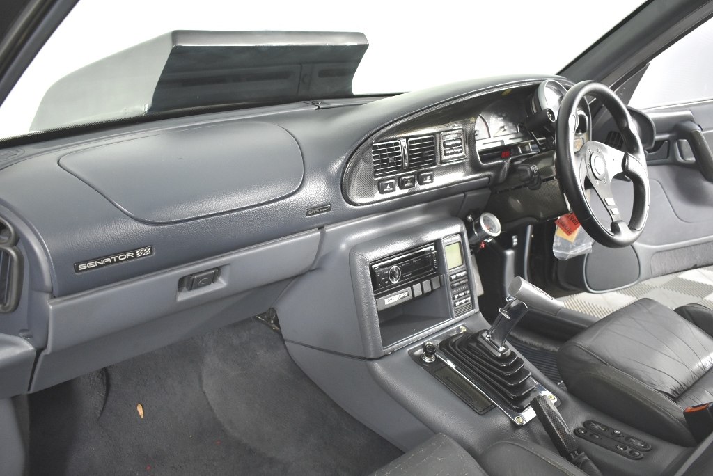 2 Carat round 2 white diamond each CVD Uncertified