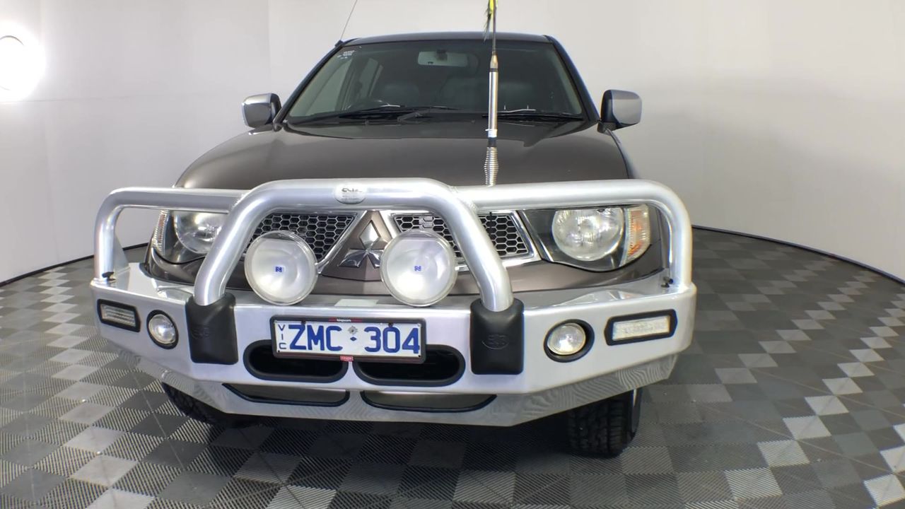 END OF LEASE AUCTION: Outdoor cinema bundle