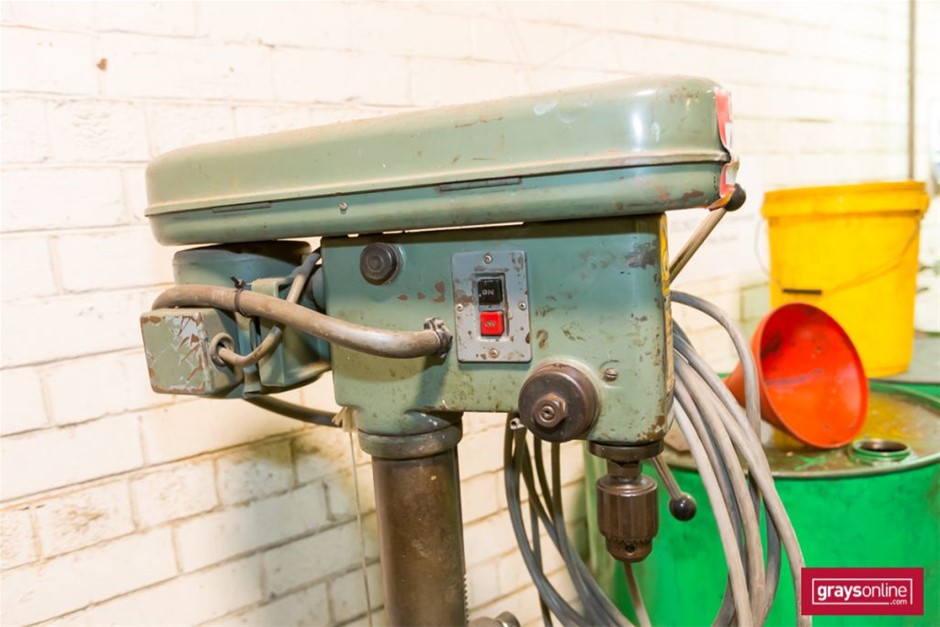 HOLDPEAK Leg Massager With Heat For Muscle Recovery.