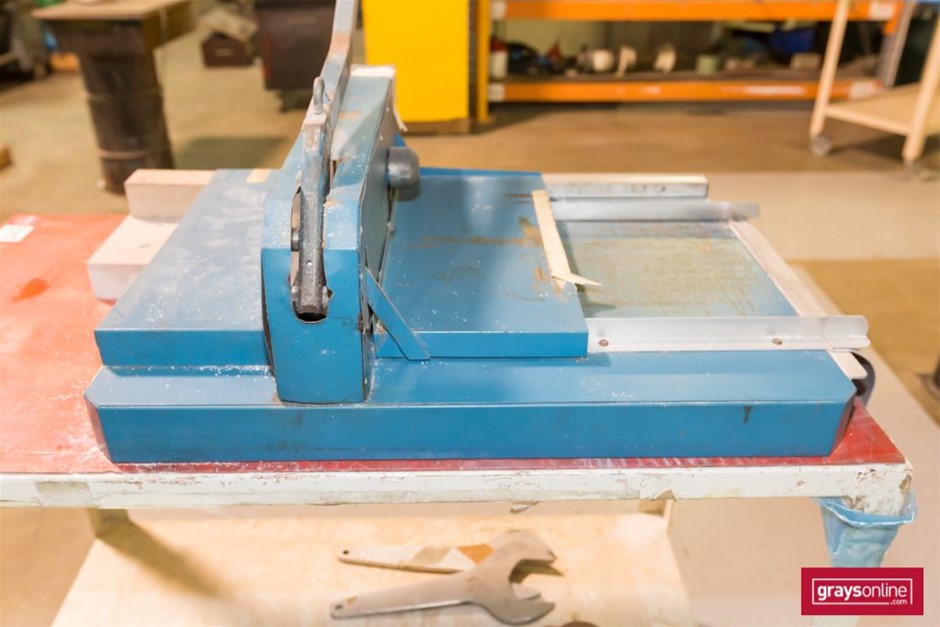 3 x BLACK+DECKER Powerseries+ Cordless Stick Vacuum, 18V, 44 Minutes Runtim