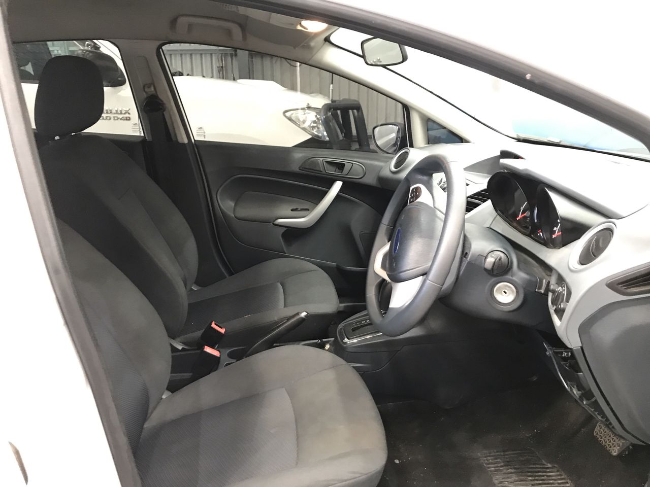 Stainless Steel Initial 'R' Bracelet with Simulated Diamonds - Yellow