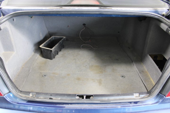 2003 LS MTRON U50C Tractor