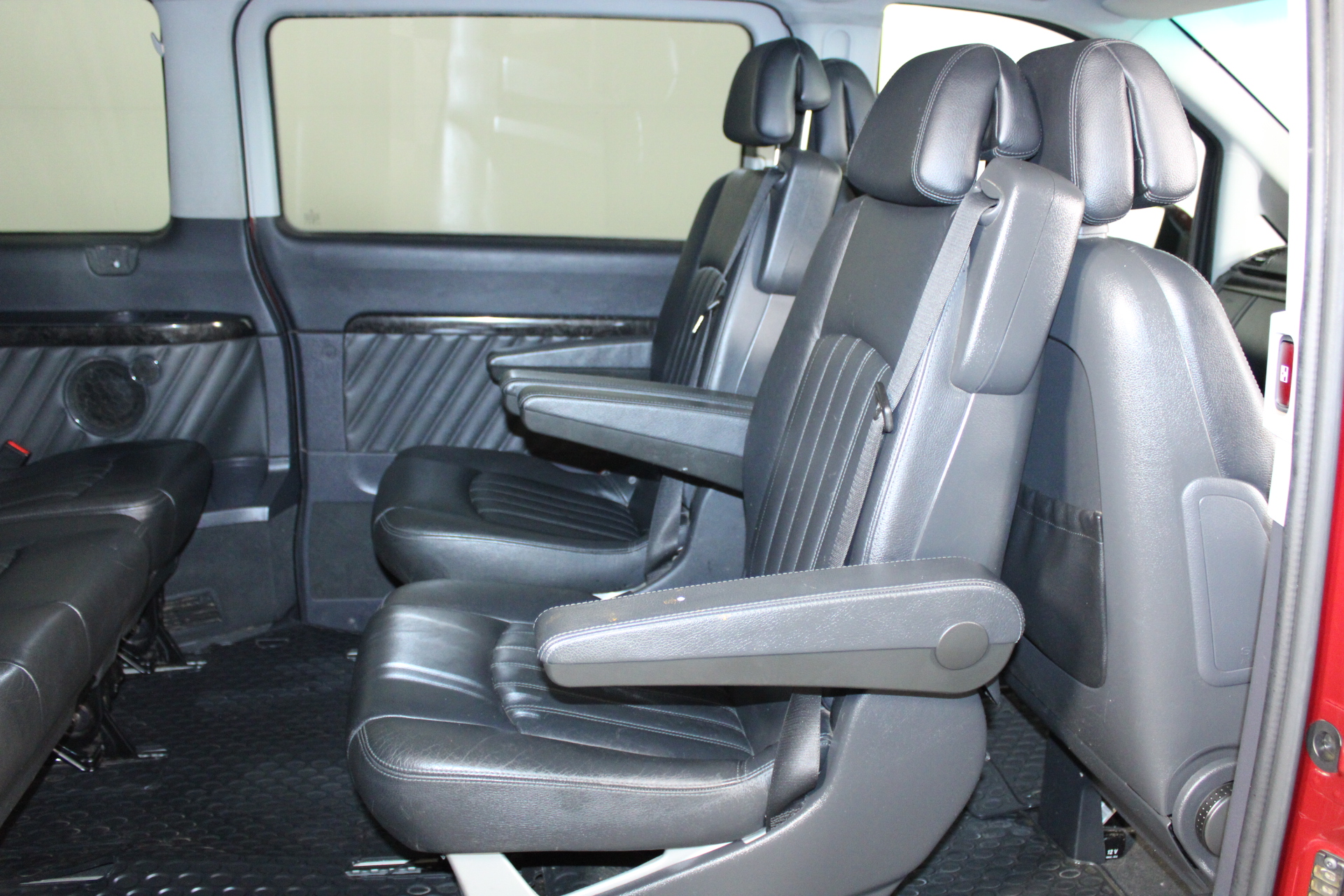 Four Post Car Lift (Unused)