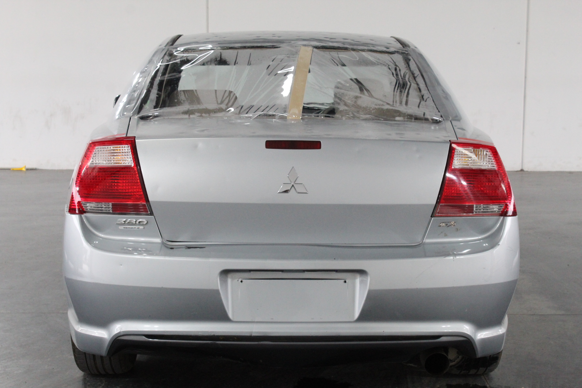 By The Vineyard Mixed Pack Pinot Grigio & Chardonnay (12x 750mL). SEA.